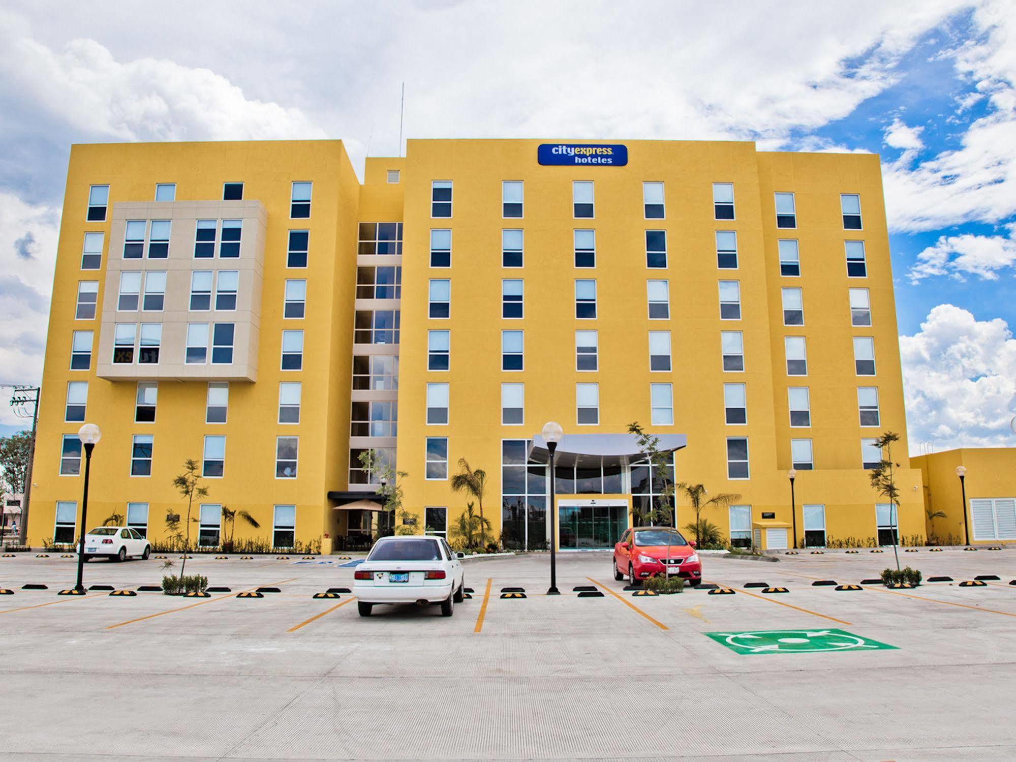 City Express By Marriott Reynosa Aeropuerto Exterior photo